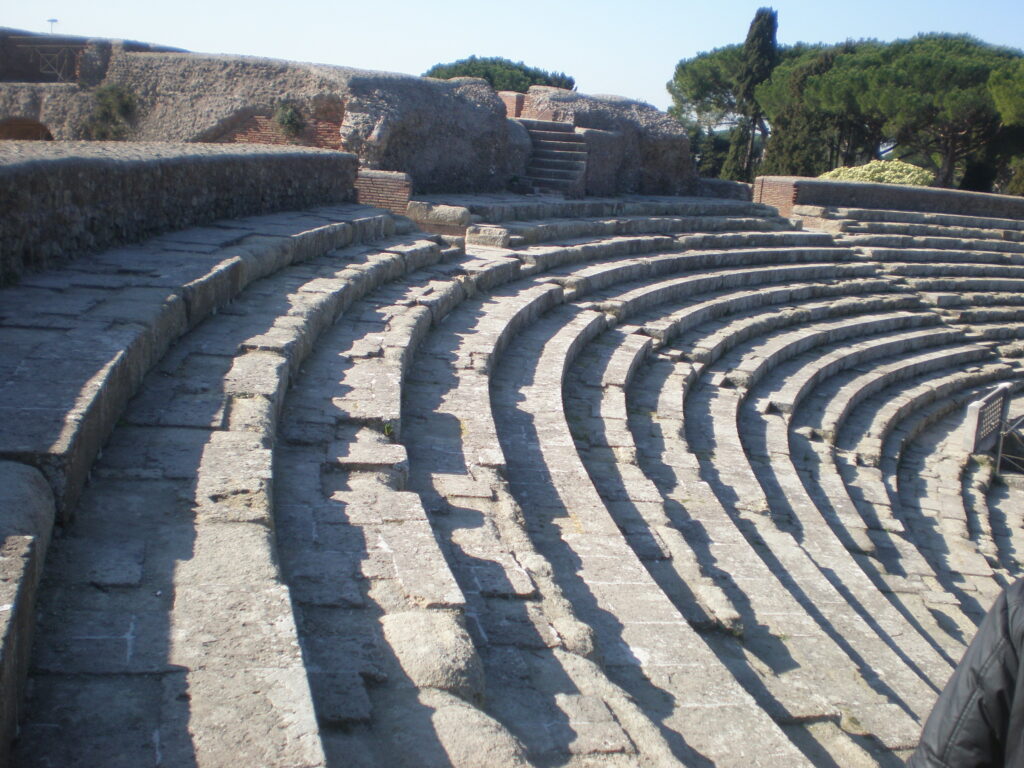 Teatro Ostia antica