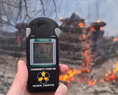 Incendio vicino la centrale di Chernobyl