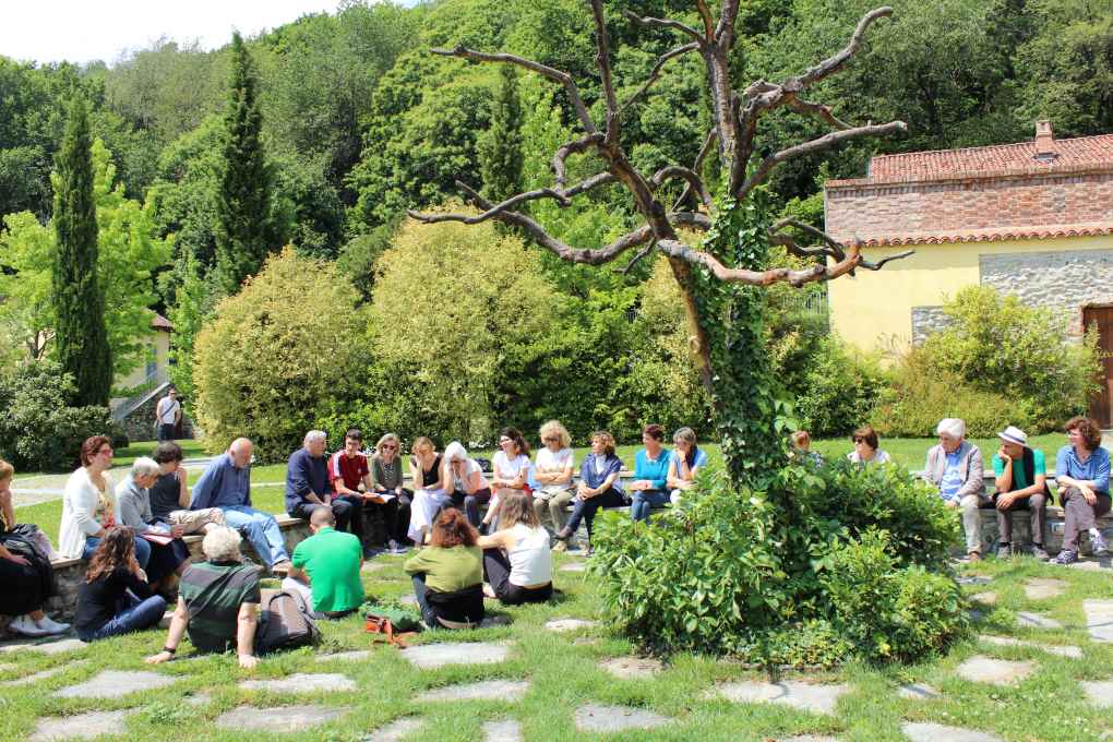 Casa comune, un momento degli incontri