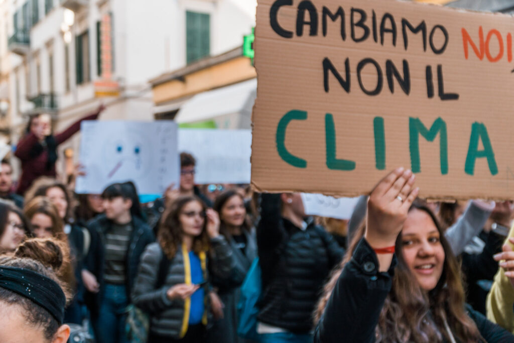 Ragazzi a una manifestazione dei Fridays for Future