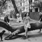 Un gruppo di donne in un momento di svago, a Mosca, nei primi anni '60