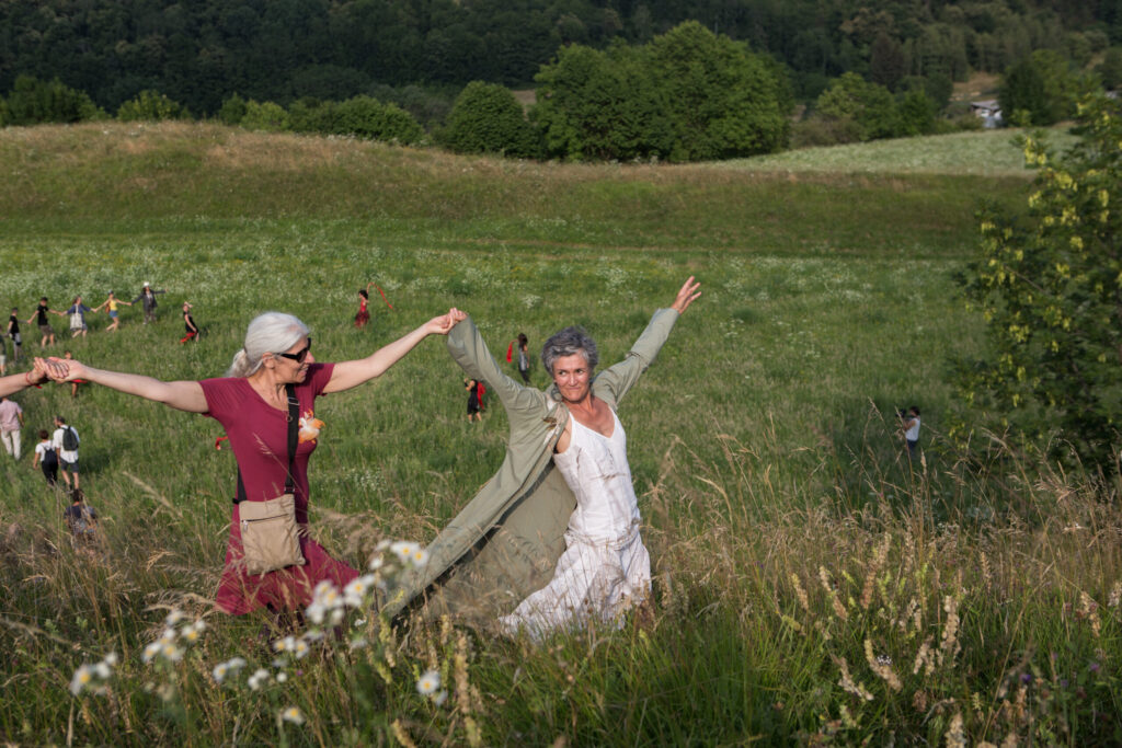 Il Giardino delle Esperidi Festival, teatro, danza, musica e poesia nei borghi e sui sentieri del Monte di Brianza