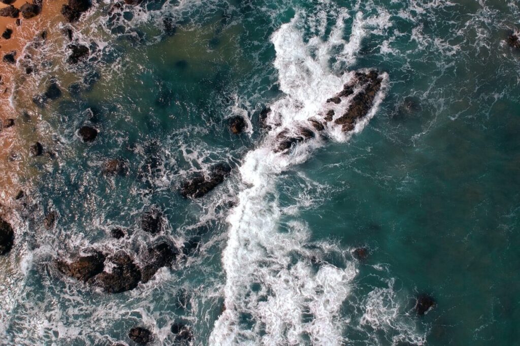 Una porzione di oceano visto dall'alto