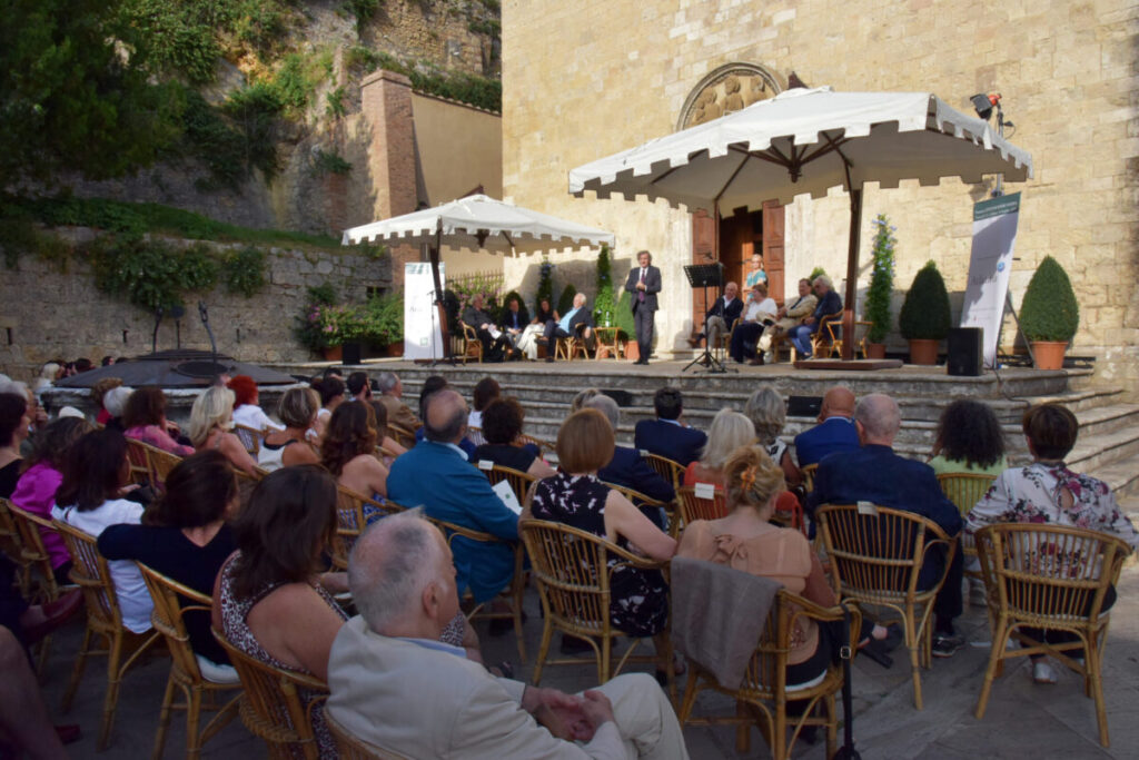 Un'immagine dell'ultima edizione del Premio Cetonaverde