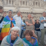 Manifestanti per la pace a Milano (Foto: YouTube)