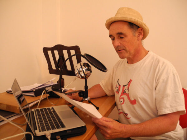 Il premio Oscar e ambasciatore di Survival Mark Rylance ha narrato il film ‘Gli ultimi Kawahiva’. (Foto: © Survival International, 2015)