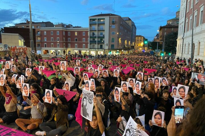 Un'immagine di una recente manifestazione di Non Una Di Meno a Bologna