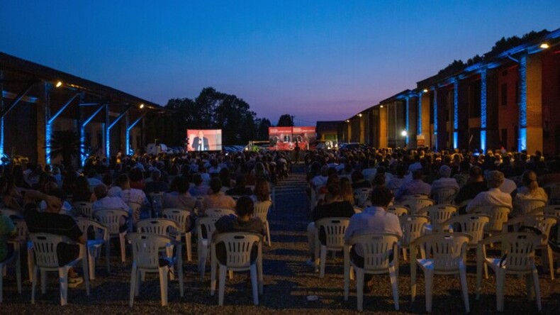 La platea della lectio di Galimberti durante