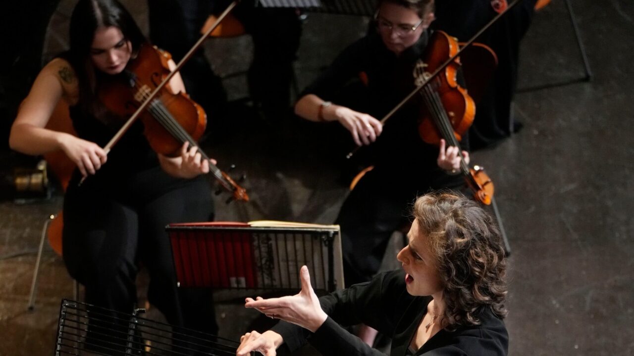 Francesca Perrotta con Orchestra Olimpia