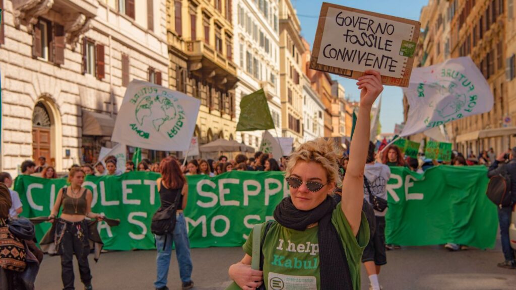 Friday for future, Torna in piazza il climate strike: la manifestazione dell'11 aprile a Roma