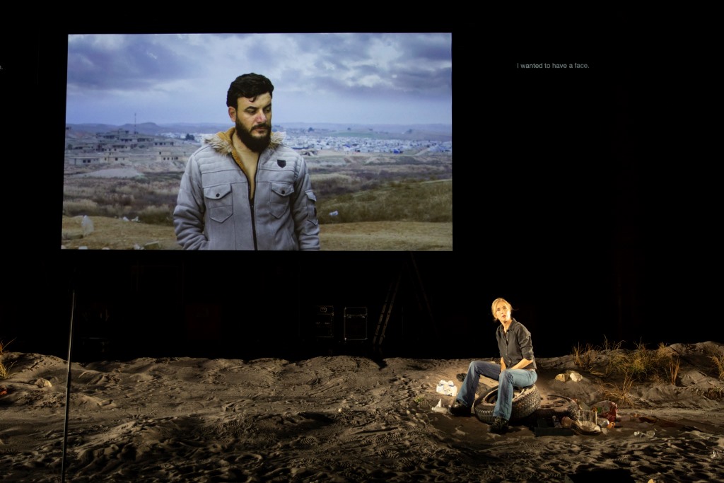 "The Seer" di Milo Rau, Biennale Teatro di Venezia, 2025