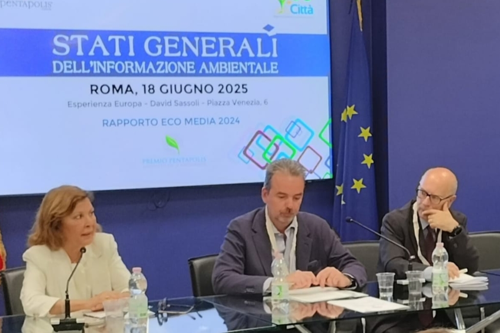 Rapporto Eco Media 2024: il tavolo dei relatori
