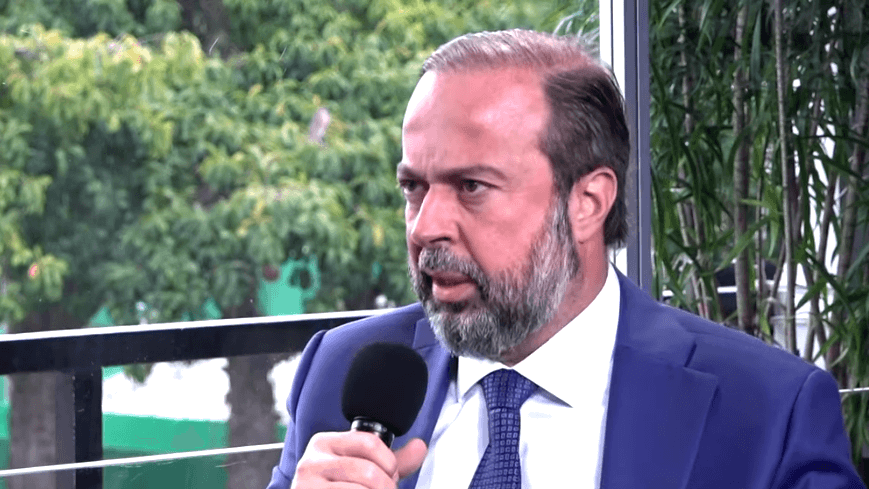 Alexandre Silveira, Ministro per le miniere e l'energia del Brasile