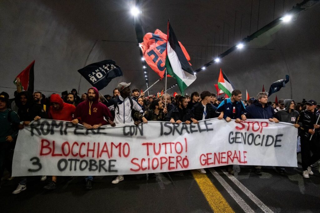 Il corteo a Roma per la Flotilla, 1 ottobre 2025. Foto: Zuma press