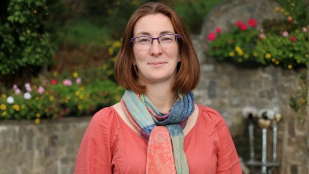 Salviamo le api: Noa Simon, Direttrice Scientifica di BeeLife