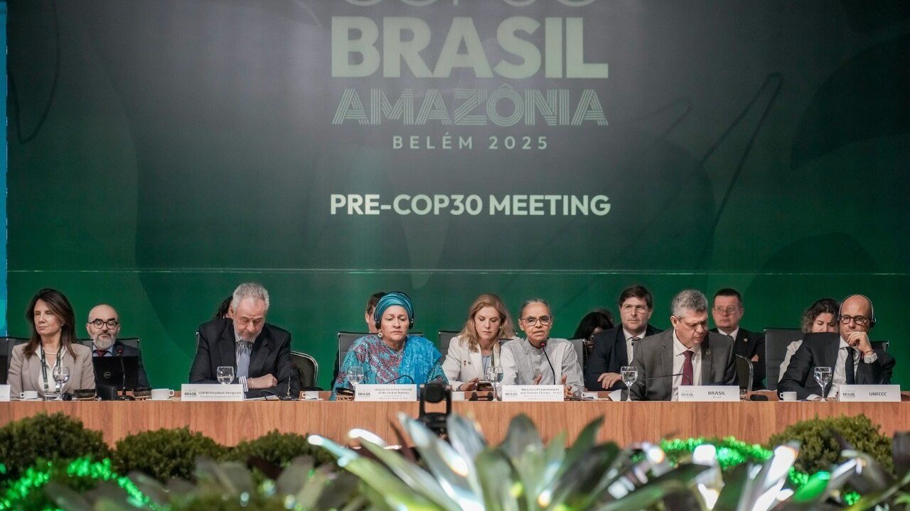 La pre-Cop a Brasilia, il tavolo dei relatori, 14 ottobre 2025