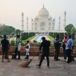 Il mausoleo Taj Mahal ad Agra, in India