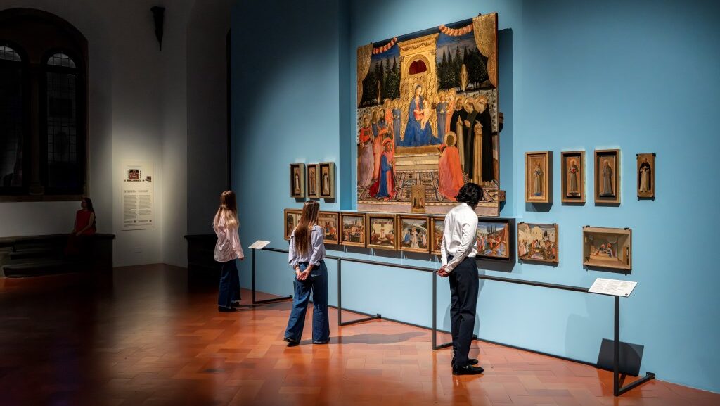 Firenze celebra il Beato Angelico: gli interni della mostra a Palazzo Strozzi, FIrenze