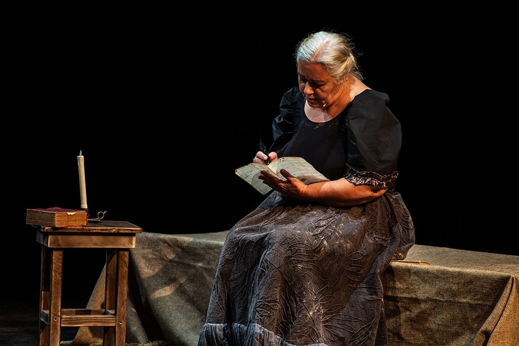 La protagonista di Olympe in scena