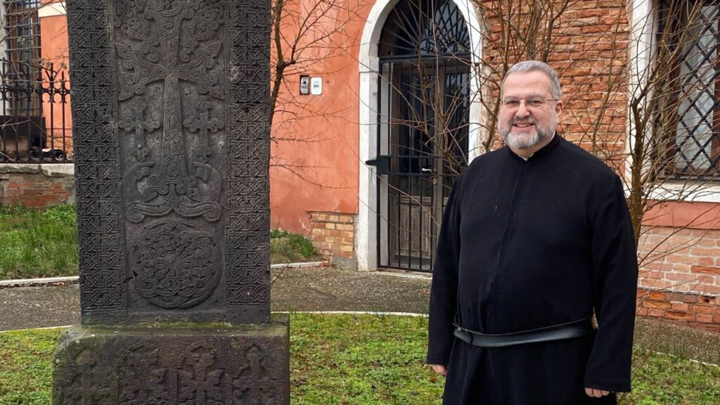 Padre Serafino Jamourlian a San Lazzaro degli Armeni