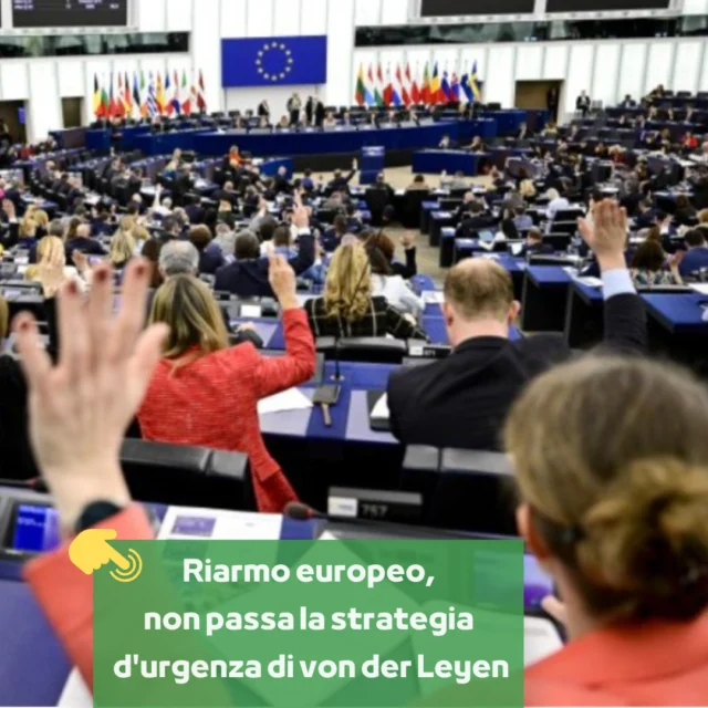 🇪🇺 Riarmo europeo, non passa la strategia d’urgenza di von der Leyen

La Commissione Affari Giuridici del Parlamento Ue respinge l’uso dell’art. 122 per il piano ReArm Eu da 800 miliardi di euro. 

🔹 Francesco Vignarca, di Rete Italiana Pace e Disarmo: «Un segnale che ci permette di far emergere le contraddizioni. Ma il progetto resta in agenda»

Fa il punto per noi Michele D'Amico, LINK IN BIO

@retepacedisarmo