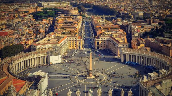 Piazza San Pietro a Roma