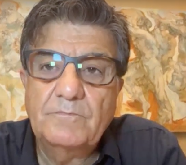 Esmail Mohades, scrittore iraniano dissidente